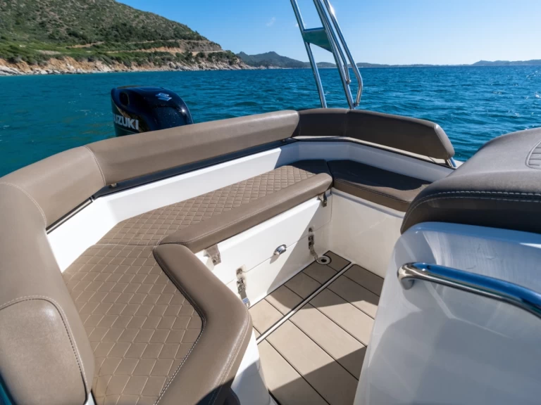 Pronájem Polotuhá loď v Mandelieu-la-Napoule -Bsc 62 Classic