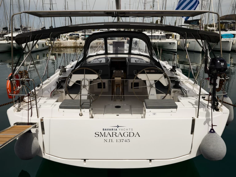 Bavaria Bavaria C46 jednotlivci a charterové společnosti v Alimos