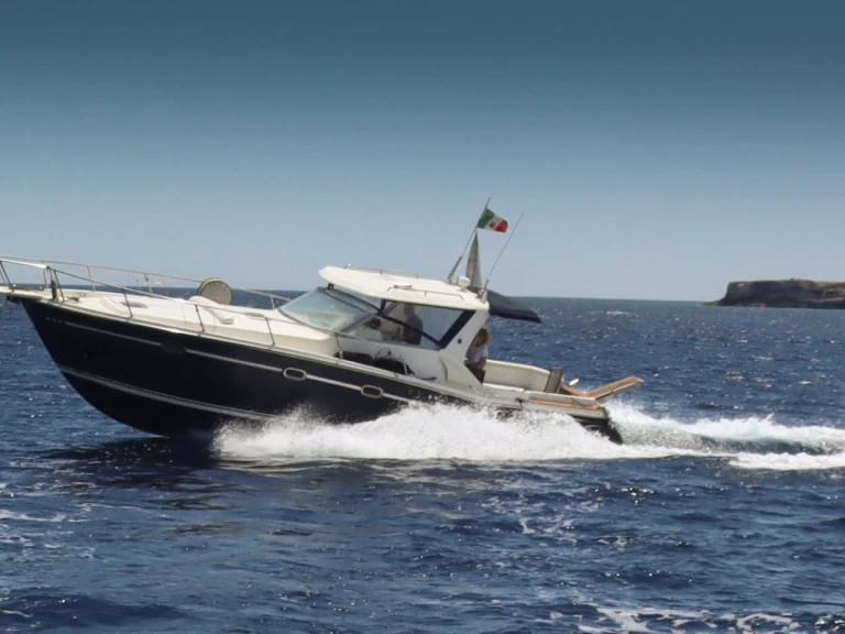 Gagliotta Gagliotta 37 jednotlivci a charterové společnosti v Taormina