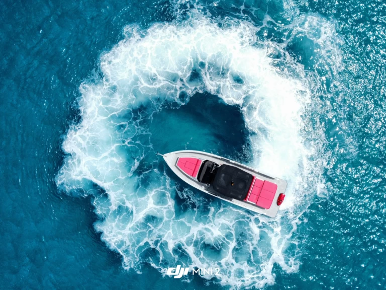 Motorová loď k pronájmu v Marina Ibiza za nejlepší cenu