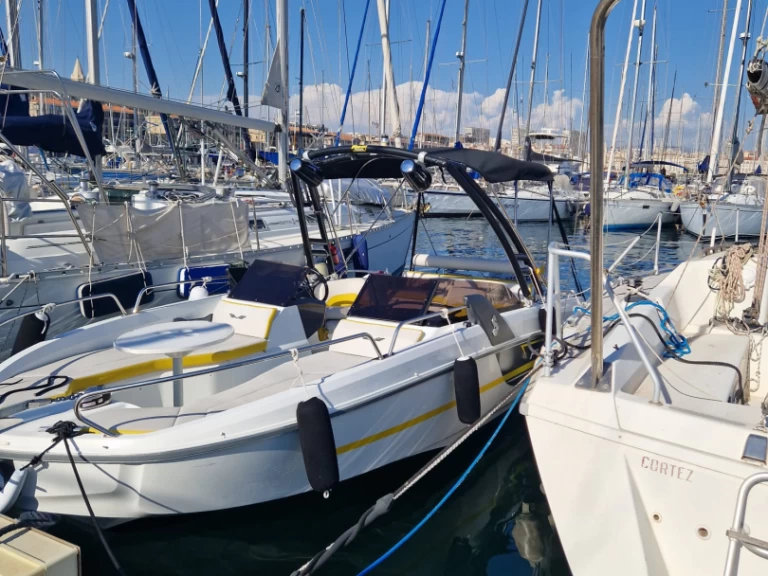 Pronájem lodi Bénéteau Flyer 6.6 SPORTdeck v Marseille na Samboatu
