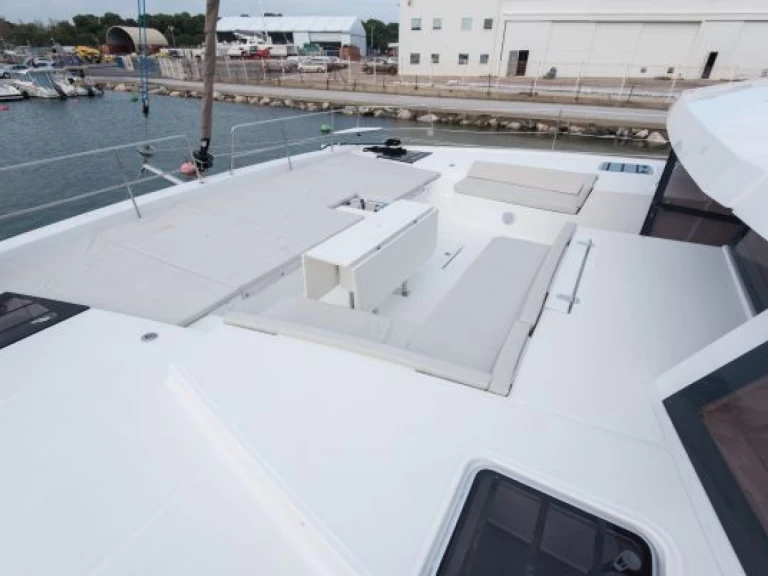 Pronájem lodi Bali Bali 5.4 v Anse Marcel na Samboatu