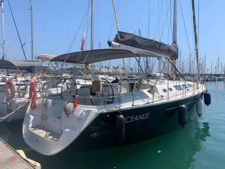 Pronájem Plachetnice v Barcelona -Jeanneau Sun Odyssey 43