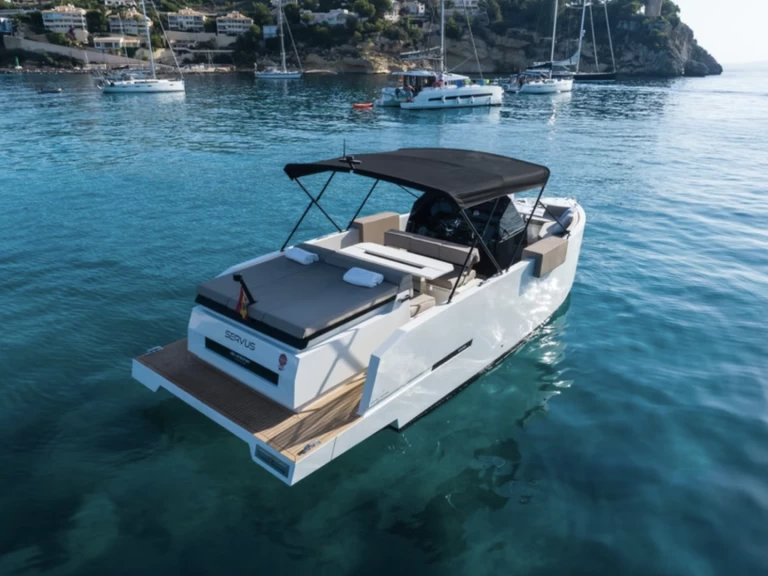 Pronajmout Motorová loď se skipperem či ne De Antonio v Sag Harbor