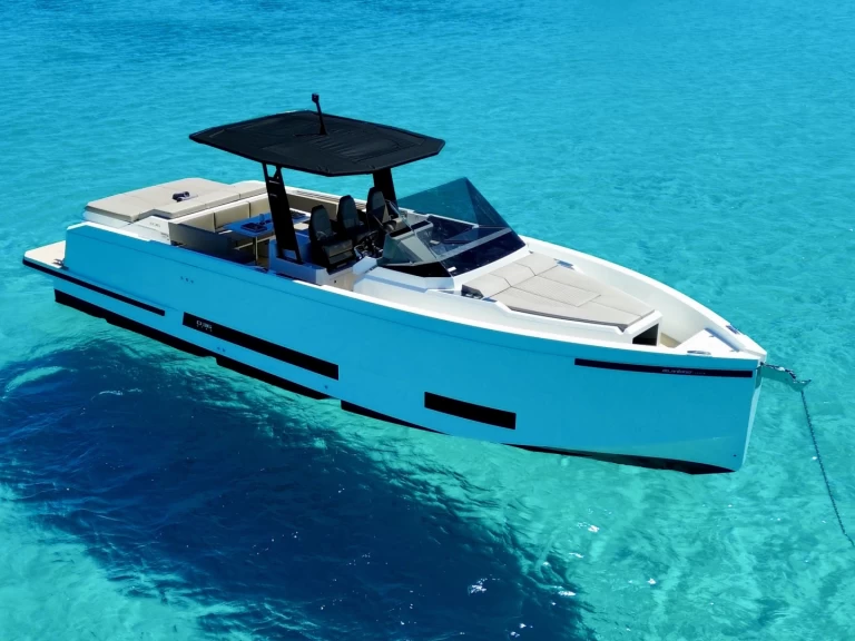 Motorová loď k pronájmu v Marina Ibiza za nejlepší cenu