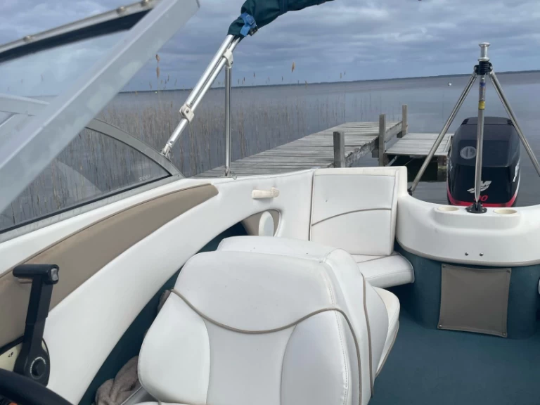 Pronájem lodi Bayliner Bayliner 1802 Capri Cuddy v Biscarrosse na Samboatu