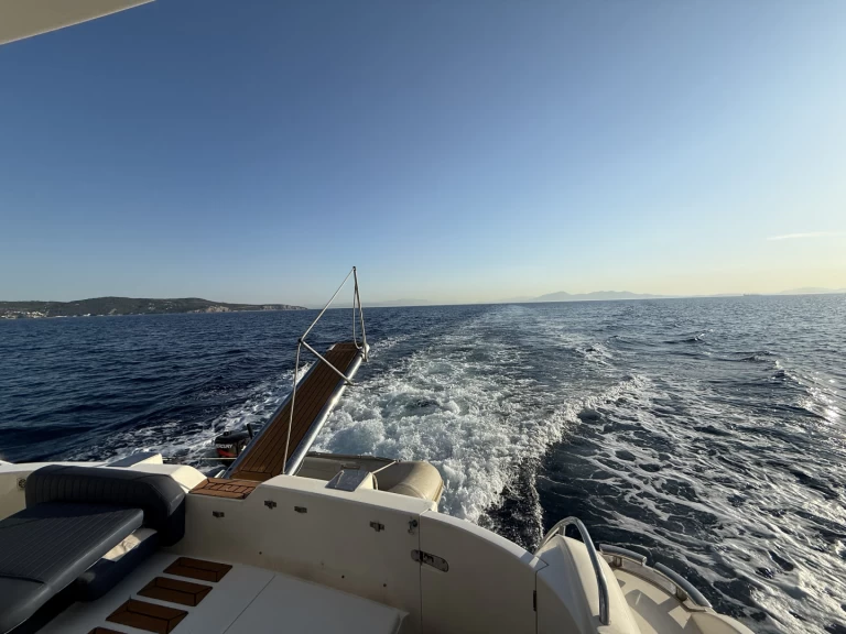 Princess Princess 60 Fly jednotlivci a charterové společnosti v Póros (City)