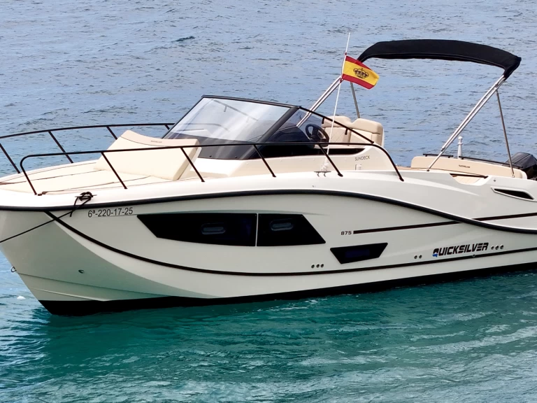 Pronájem lodi Quicksilver Activ 875 Sundeck v Puerto Campomanes Greenwich na Samboatu