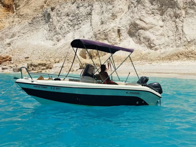 Pronájem jachty v Kerí -Poseidon bluewater 510 na Samboatu