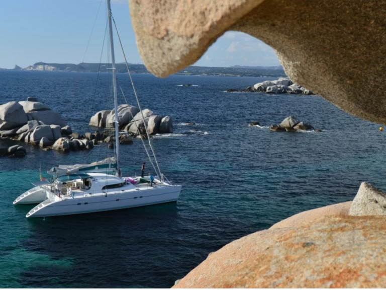 Lagoon Lagoon 570 jednotlivci a charterové společnosti v Nice