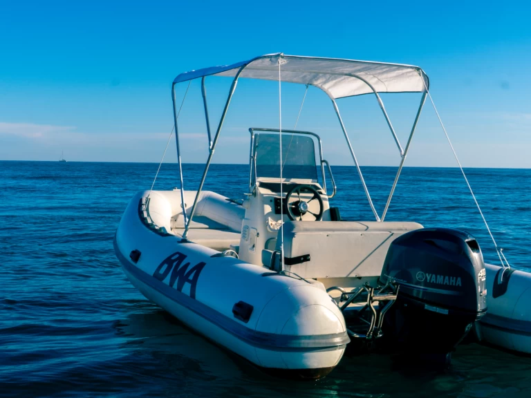 Pronájem Polotuhá loď v Bocca di Magra -Bwa Bwa 550 Pro