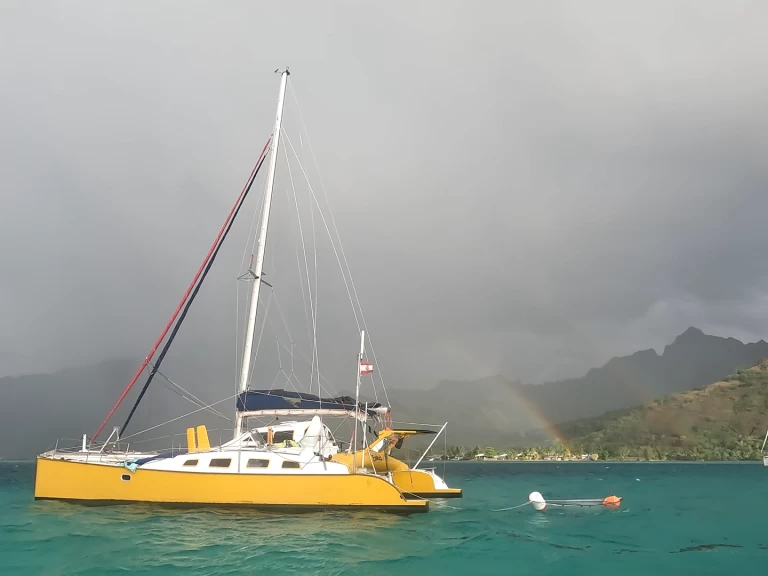 Outremer Danson 40+2 jednotlivci a charterové společnosti v Fare