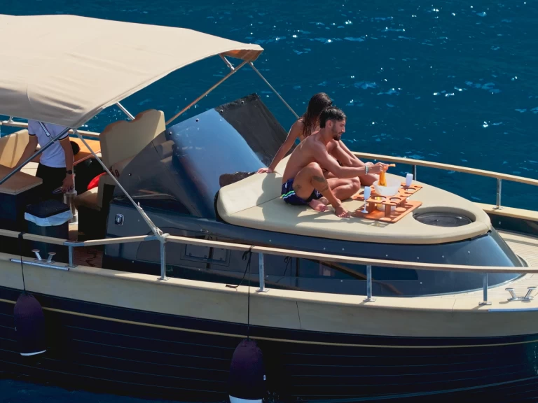 Pronájem Motorová loď Nautica Esposito s licencí