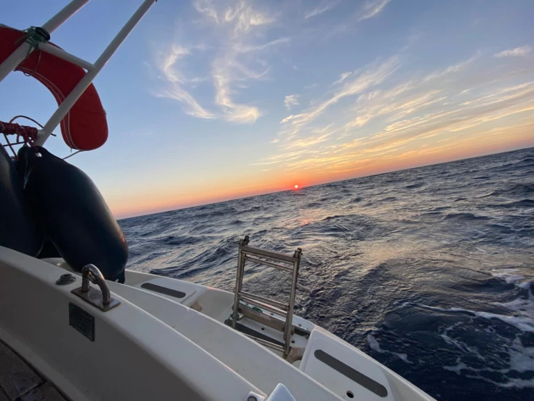 Contest contest 34 jednotlivci a charterové společnosti v Marseille