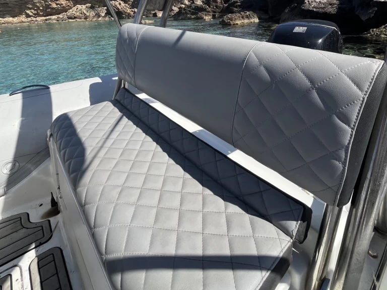 Pronájem lodi Sant Antoni de Portmany lákavé ceny Tempest 500