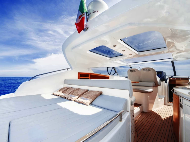 Pronajmout Motorová loď se skipperem či ne PRIMATIST By Bruno Abbate v Capri