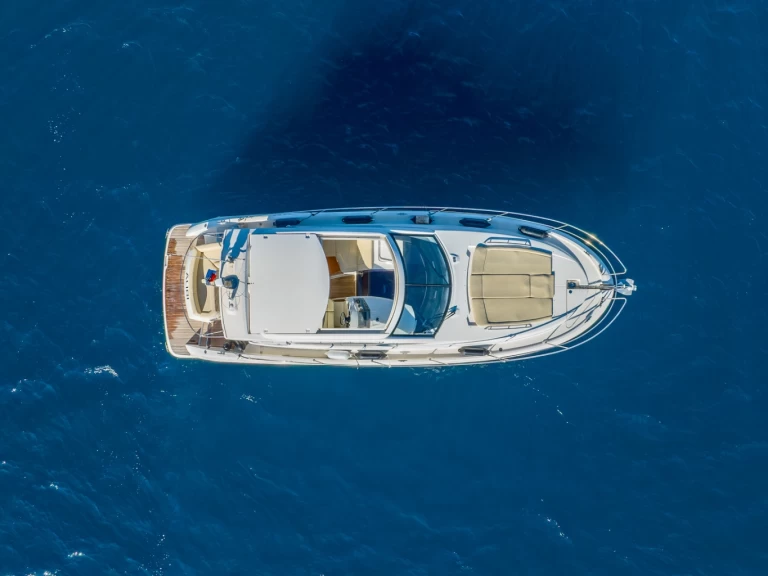 Pronájem Motorová loď v Porto Pollo -Jeanneau Prestige 38 S