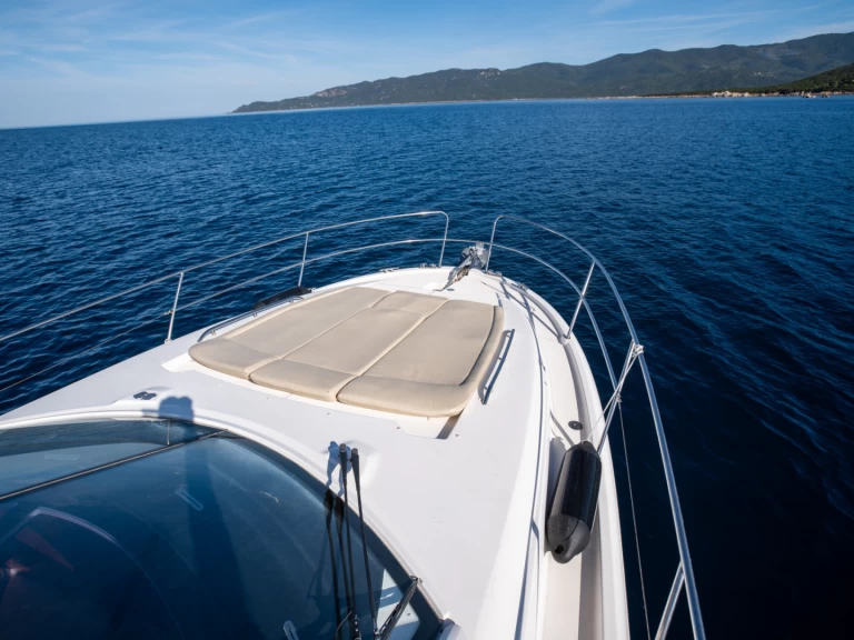 Pronájem lodi Jeanneau Prestige 38 S v Porto Pollo na Samboatu