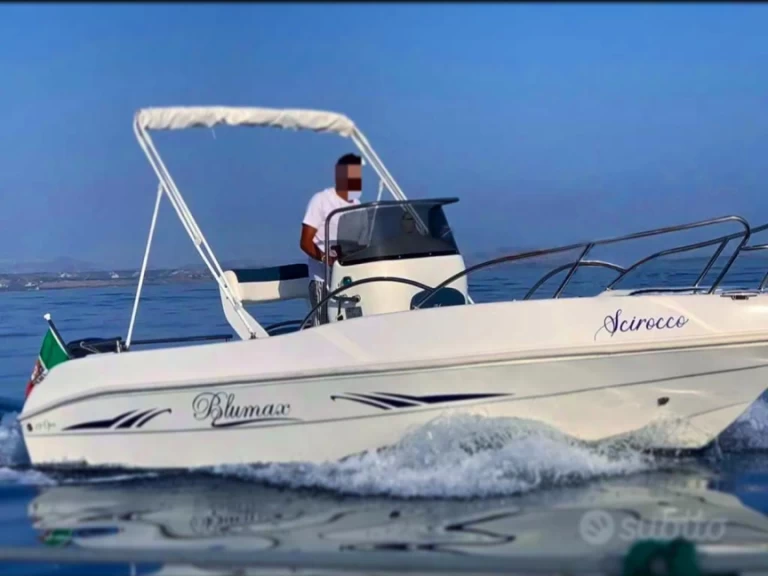 Motorová loď k pronájmu v Milazzo za nejlepší cenu