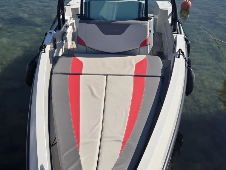 Pronajmout si Saxdor Saxdor 200  v Jadrija