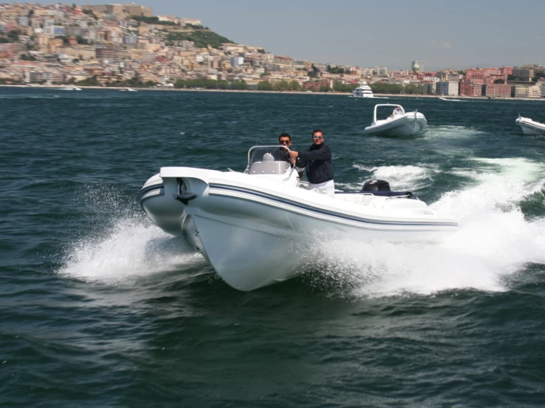 Pronájem jachty v Porto di Mergellina -Asso CHARISMA VAMOS na Samboatu
