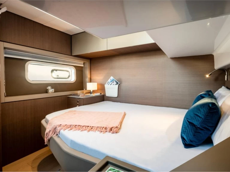 Pronájem Katamarán BALI 4.6 4 CABINES s licencí