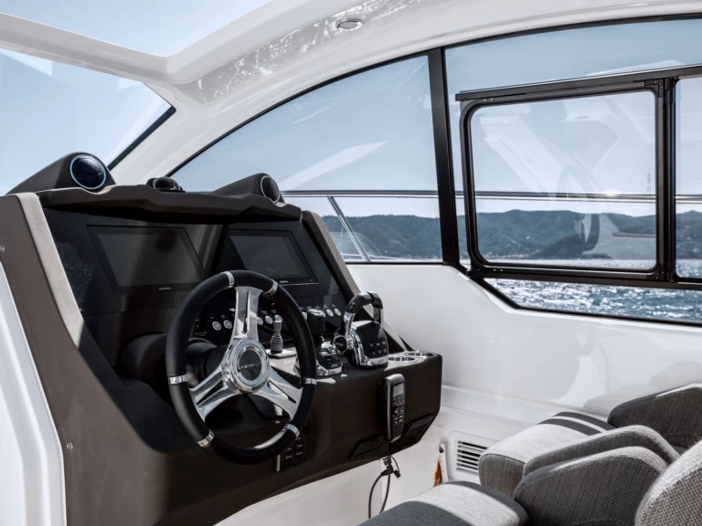 Pronájem lodi Azimut Atlantis 45 v Sorrento na Samboatu