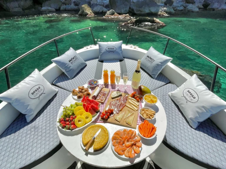 Pronájem lodi Sessa Marine Key Largo v Denia na Samboatu