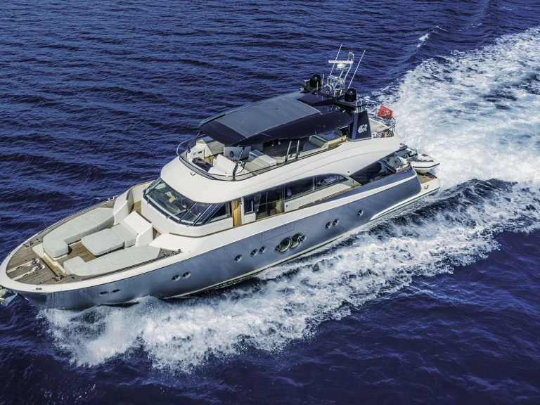 MonteCarloYachts GIORGIO jednotlivci a charterové společnosti v Herceg Novi