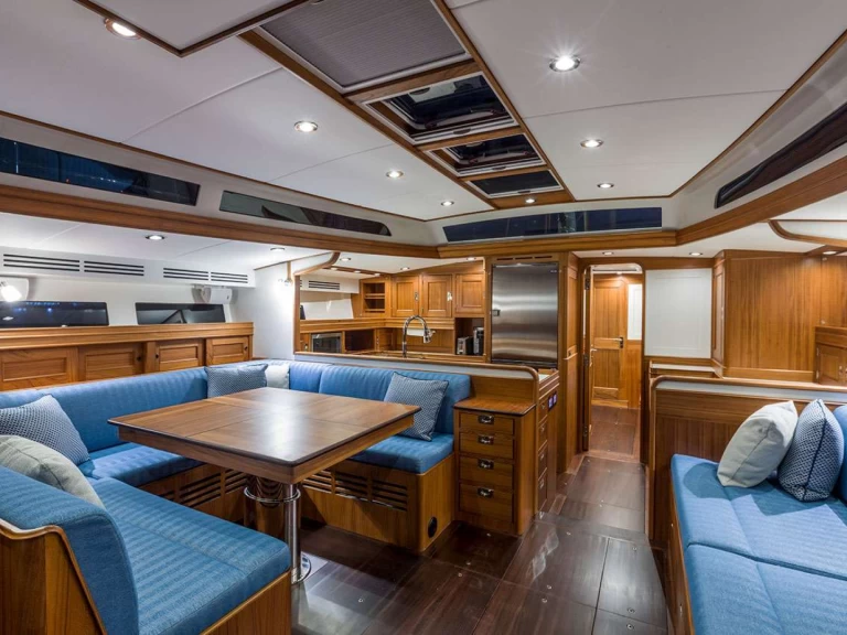 Pronájem Jachta  s licencí