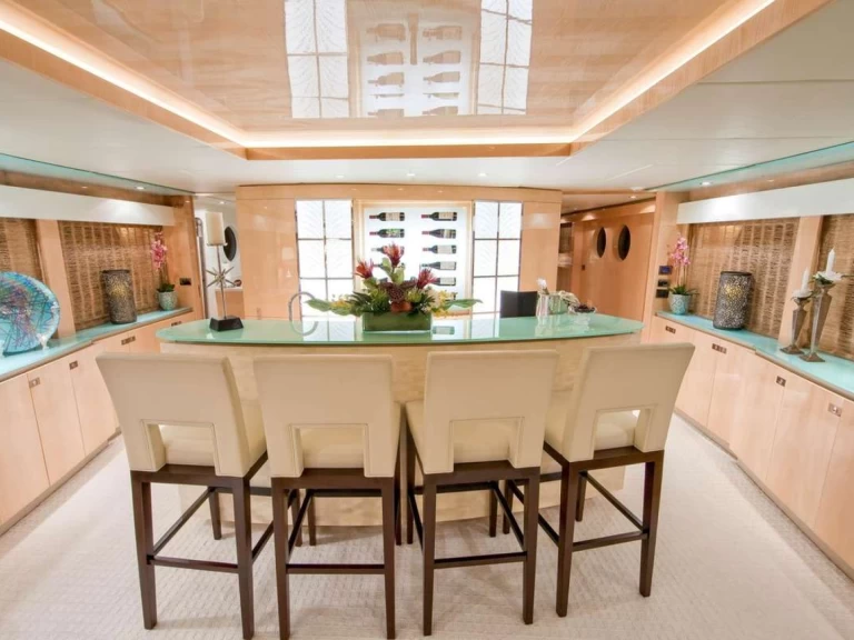 Pronajmout si Johnson INCEPTION v Fort Lauderdale