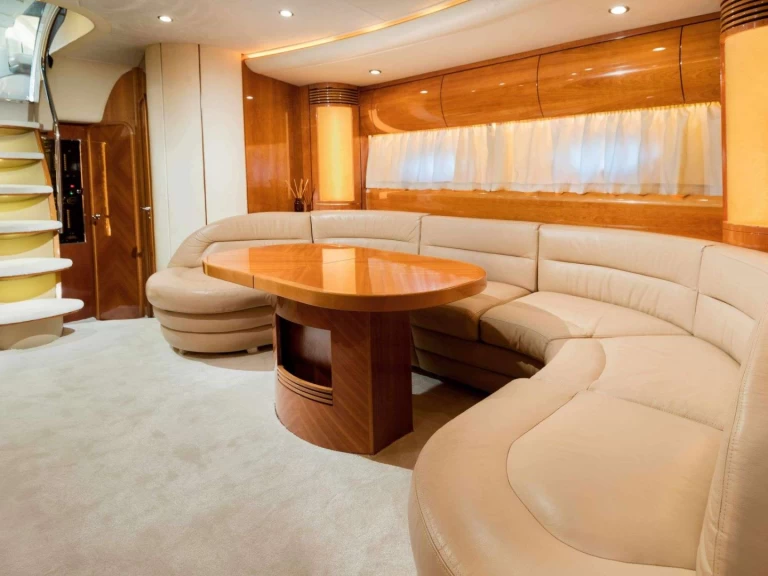 Pronájem jachty v Lagonisí -Princess, UK VENUS na Samboatu