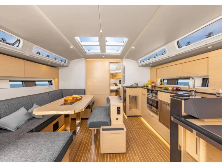 Pronájem lodi Marseille lákavé ceny Hanse 460