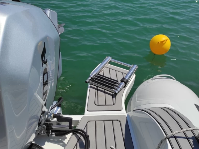 Pronájem lodi Highfield Highfield Sport 560 v Split na Samboatu