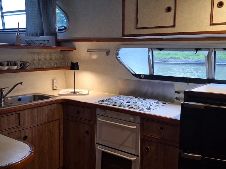 Pronajmout si Le Boat classique 40 v Carcassonne