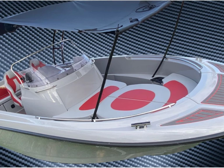 Motorová loď k pronájmu v Port de Pollenca za nejlepší cenu