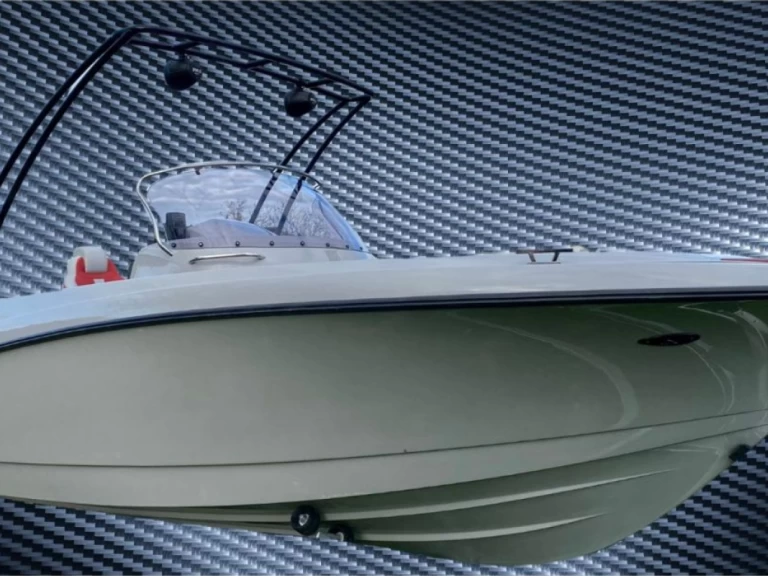 FEMIS AQUA 620 SPORT jednotlivci a charterové společnosti v Port de Pollenca