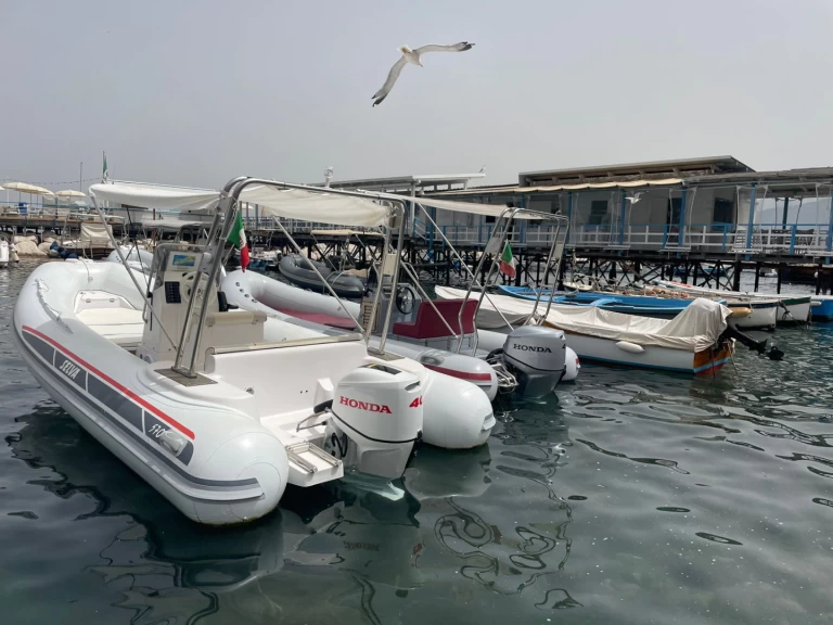 Pronájem Polotuhá loď Selva s licencí