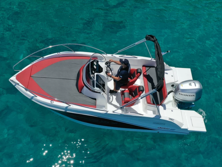 Pronájem Motorová loď Okiboats s licencí