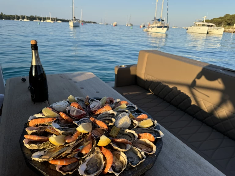 Pronájem lodi Saxdor Saxdor 320 GTO v Port de la Rague na Samboatu