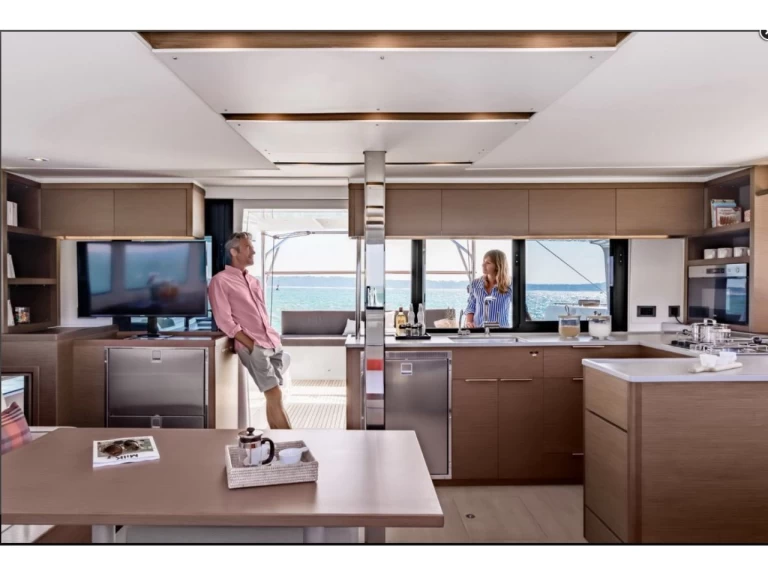 Lagoon Lagoon 46 jednotlivci a charterové společnosti v Lefkáda