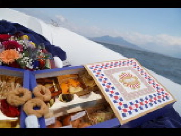 Motorová loď k pronájmu v Neapol za nejlepší cenu