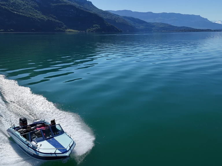 Pronájem lodi Glastron Ssv 172 v Conjux na Samboatu