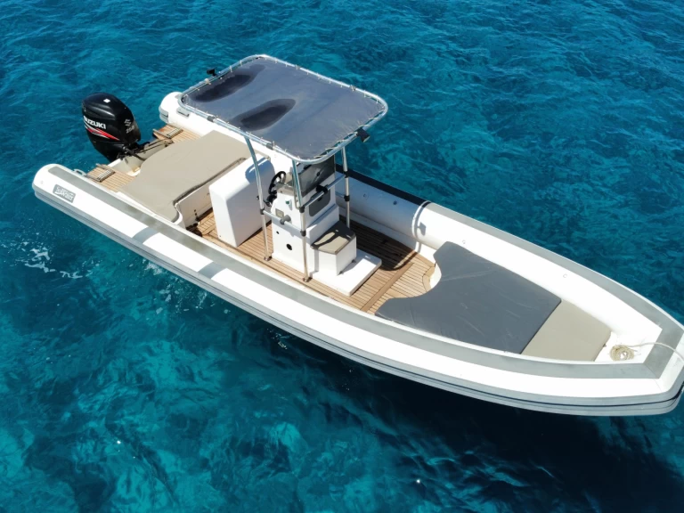 Pronajmout Polotuhá loď se skipperem či ne Sea Water v Arbatax Port