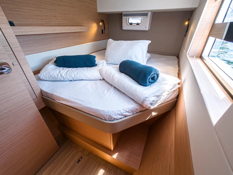 Pronajmout Katamarán se skipperem či ne Nautitech v Punat