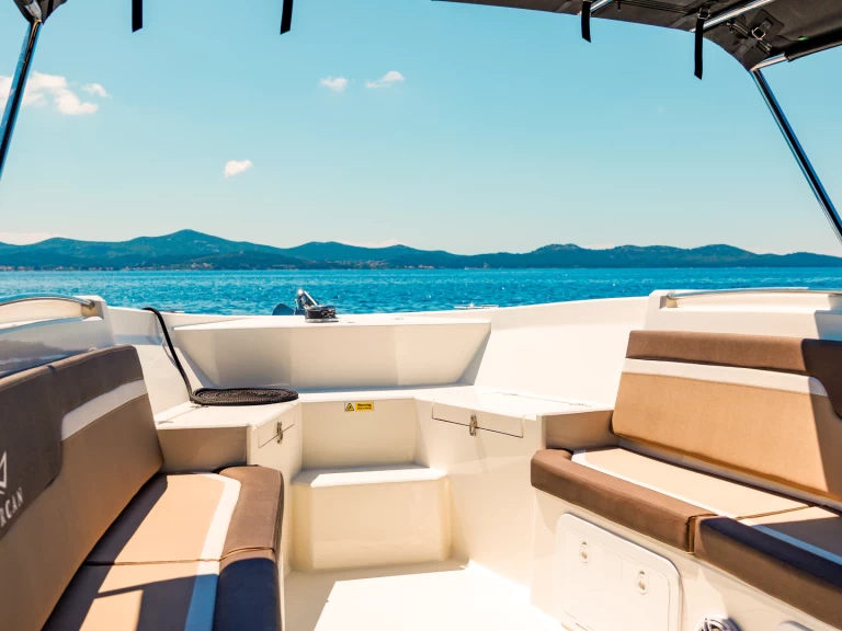 Mercan Excursion 36 jednotlivci a charterové společnosti v Zadar