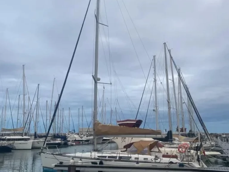 Plachetnice k pronájmu v Port Grimaud za nejlepší cenu