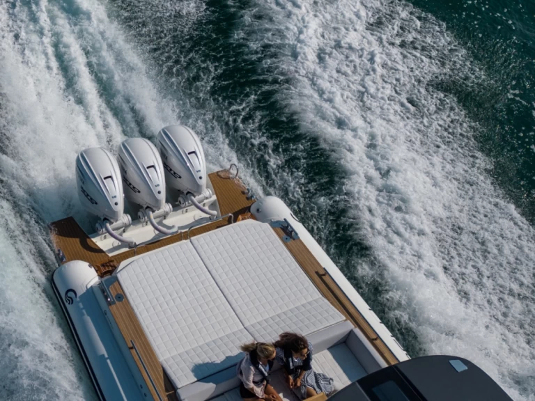 Pronájem lodi Capelli Tempest 44 v Marine de Sant'Ambrogio na Samboatu