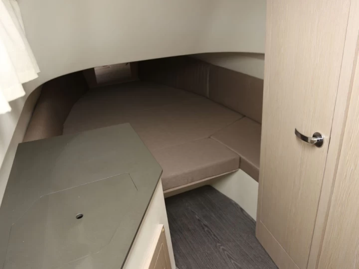 Pronájem Polotuhá loď Capelli s licencí