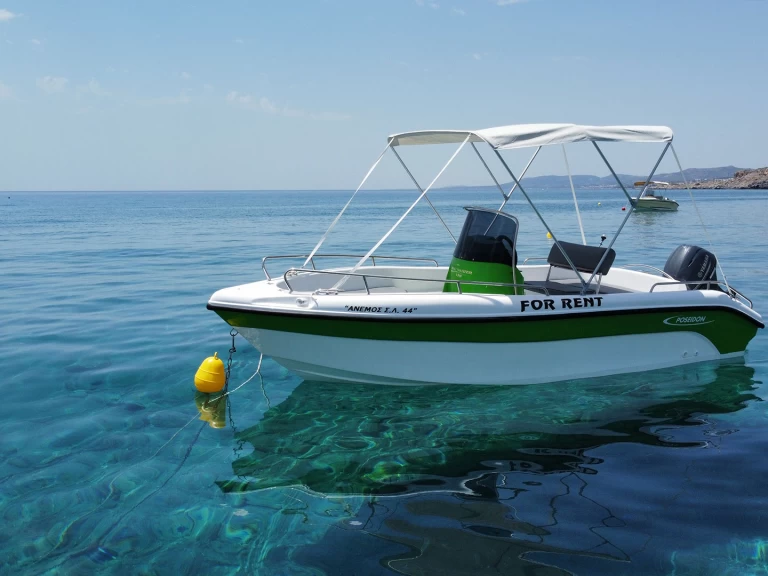 Pronájem Motorová loď Poseidon s licencí